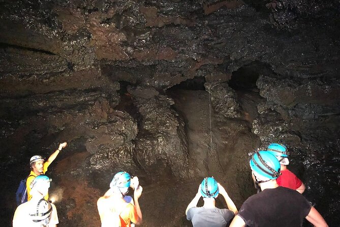Guided Tour of the 2004 Lava Tunnels - Meeting Point Details