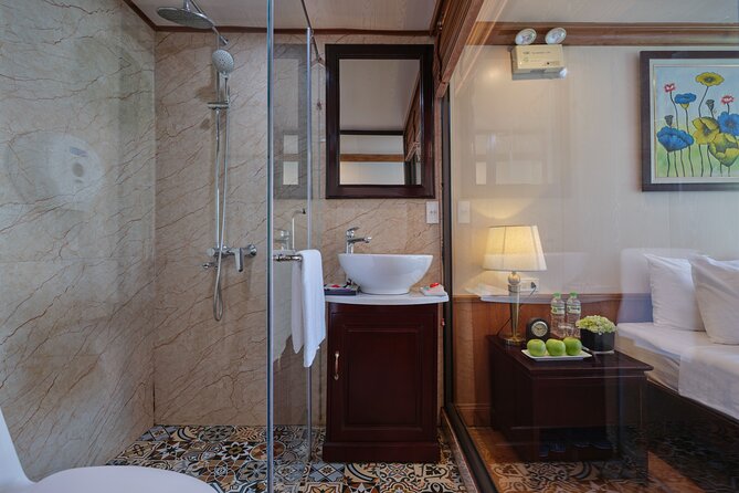 Hanoi: Ninh Binh Tour and Ha Long Bay Cruise 3-Day Trip - Accommodation Details