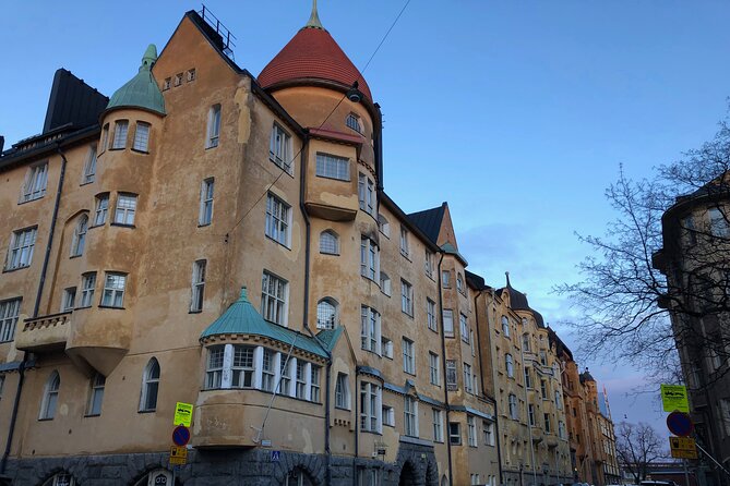 Helsinki: Katajanokka and Suomenlinna (Unesco Site) With Doro - Start Time