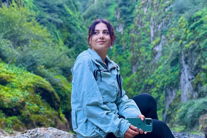 Hiking to Mystic Nisagala Canyon - Wildlife Spotting