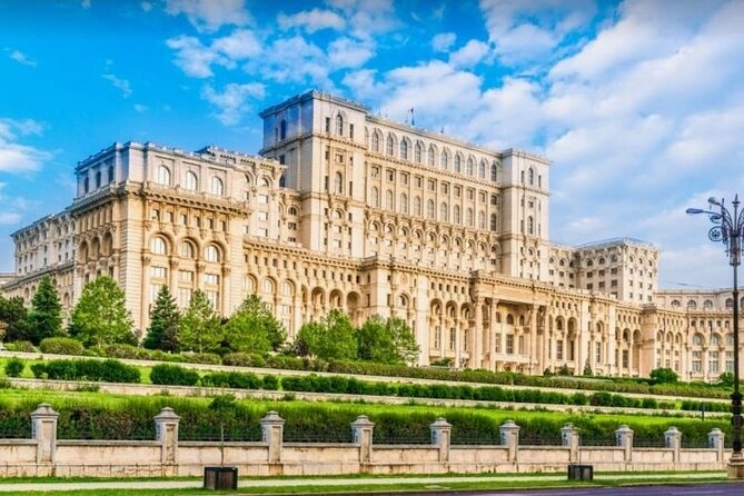 Historical and Cultural Tour of Bucharest With Professional Guide - Customer Reviews