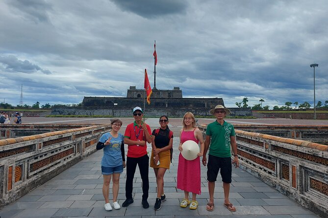 Hue Imperial City Private Tour With Local Experts - Delicious Local Cuisine