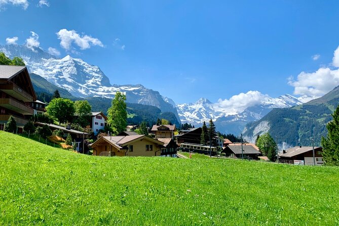 Jungfraus Region and Lauterbrunnen Private Tour From Bern