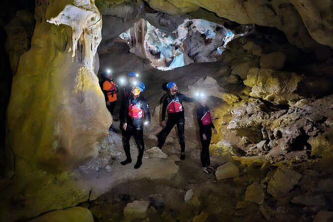 Kayak Through Morro De Toix and Cueva Dels Coloms - Meeting and End Points