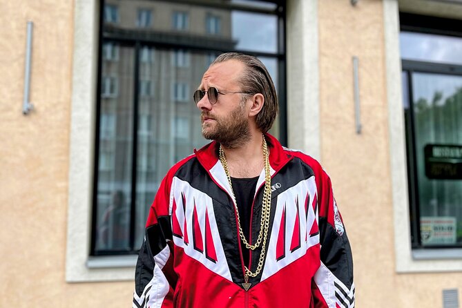 Krakow Comedy Walk Guided Tour - Additional Notes