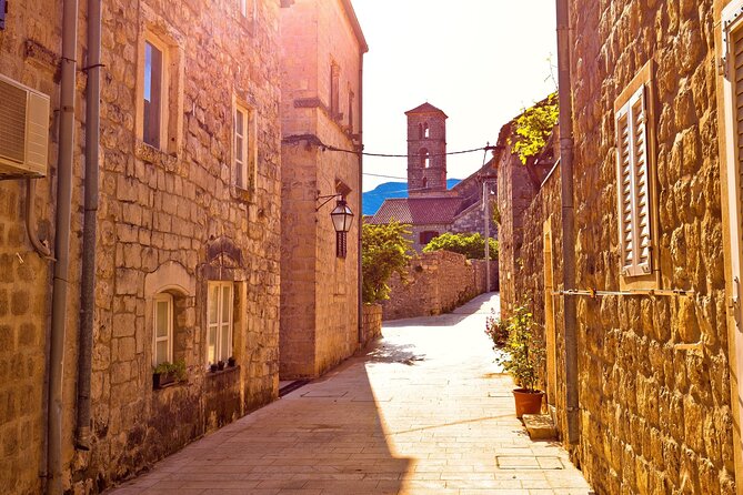 Layover in Zagreb a Private Tour With a Local: Best Highlights of Zagreb - Pricing and Booking