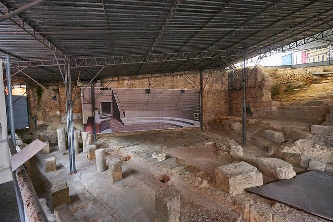 Lisbon Private Tour by Tuktuk + Live Fado Dinner (Included) - Additional Important Information