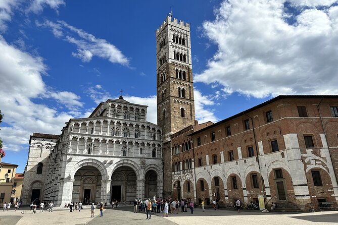 Lucca City Highlights Private Guided Tour - Directions