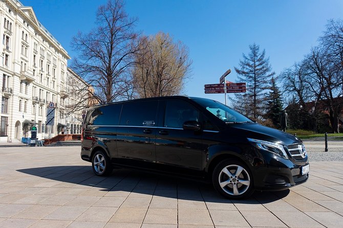 Luxury Transport From/To Warsaw - FRAnkfurt / Intern. Airport FRA by Private Van - The Sum Up