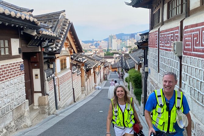 Market Food Tour & Evening E-bike Ride in Seoul - Pricing and Booking Details