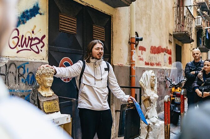 Naples Street Art Tour in Quarters Spagnoli - Directions for Meeting Point