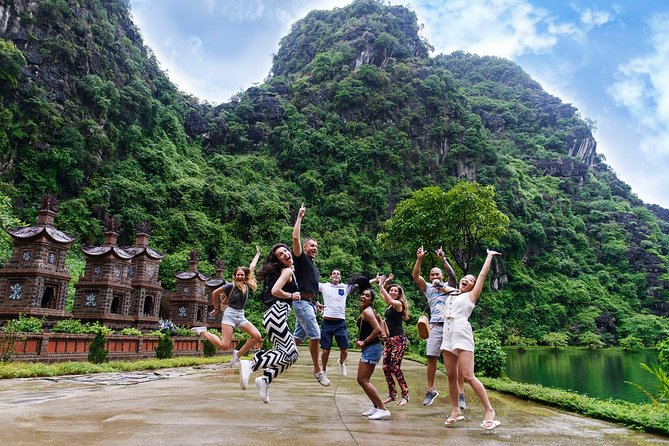 Ninh Binh Daily Tour: Hoa Lu- Am Tien Cave - Tam Coc- Bike - Bich Dong Pagoda - Travel Tips