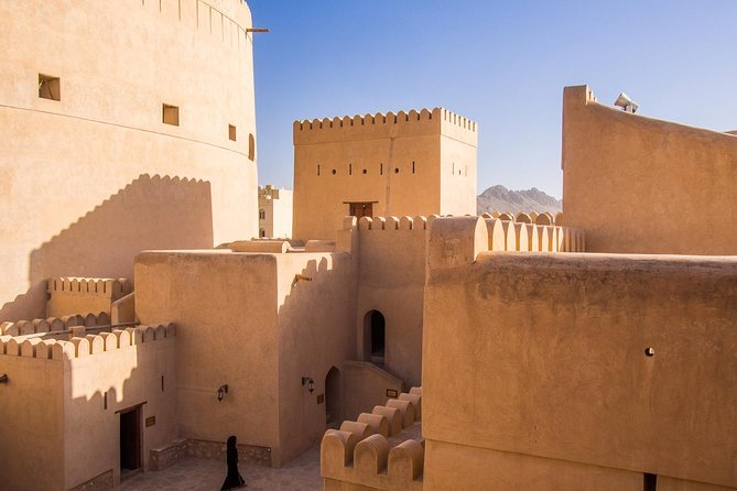 Nizwa , Bahla and Jabrin Fort (Tours and Sightseeing) - Tour Inclusions