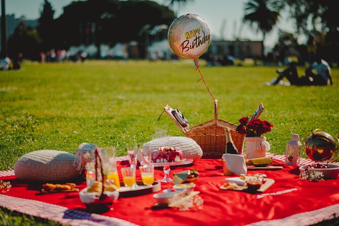 Picnic in Lisbon - Meeting Point Information