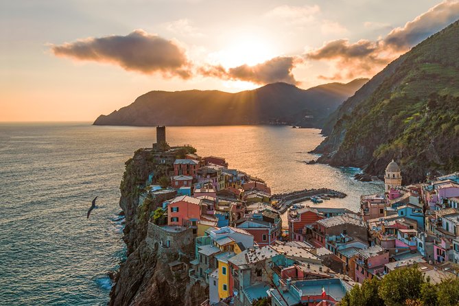 Pisa and Cinque Terre Private Tour by Minivan and Ferry-Boat From La Spezia - The Sum Up