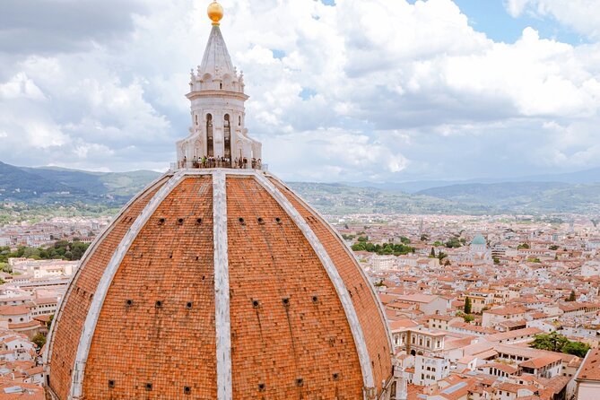Pisa and Florence Daytrip in Limo the Art of Surprising You - Frequently Asked Questions