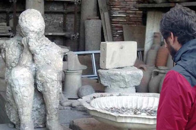 Pompeii Small Group Tour With Entry Tickets and Expert Guide - Cancellation Policy