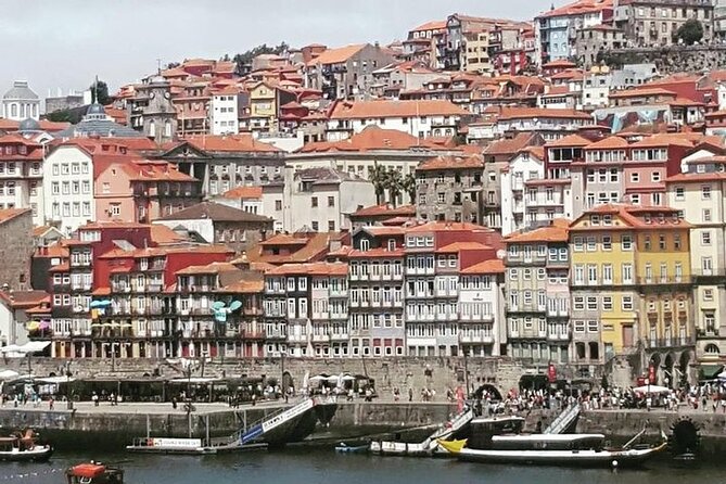 Porto and Aveiro Private Day Tour From Lisbon - Lunch Experience
