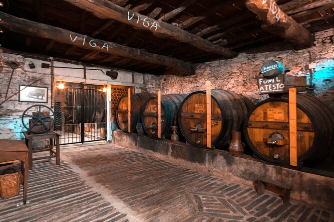 Porto: Private Tour Douro Valley/Winery SECXVIII /Boat/Lunch - Reservation Details
