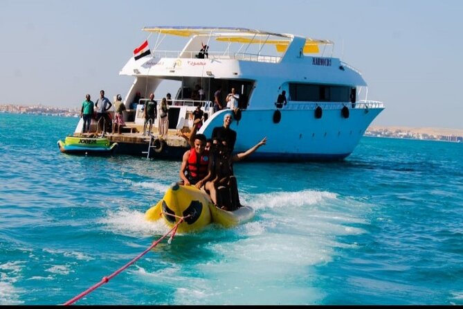 Private Boat Snorkeling Hurghada - Group Size and Accessibility