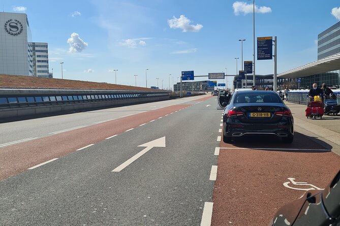 Private Car or Minivan Amsterdam to Schiphol Airport - Transportation Accessibility