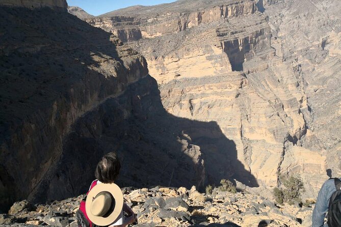 Private Full Day Guided Balcony Walk Hiking to Jebel Shams - What To Bring