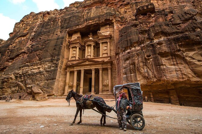 Private Full Day Petra and Wadi Rum Tour From Amman - Reviews