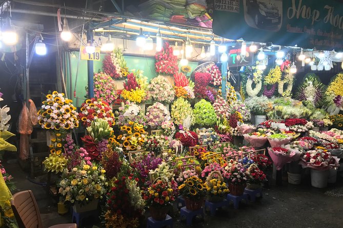 Private Saigon Night Food Tour by Scooter - Accessibility