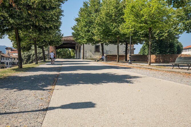 Private Shore Excursion Half Day Livorno Port to Pisa & Lucca - Directions