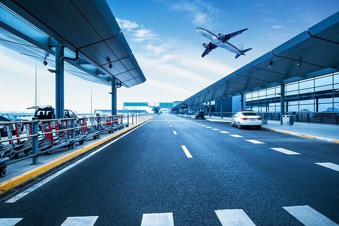 Private Transfer From Malaga Airport (Agp) to Malaga City Center - What To Expect