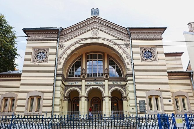 Private Walking Tour Around Jewish Vilnius | With a Local Litvak - Customer Reviews