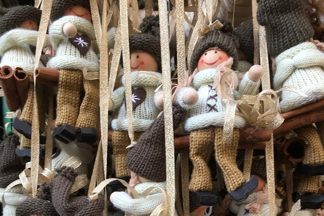 Private Walking Tour at Christmas Market With Mulled Wine and Chimney Cake - Accessibility and Logistics