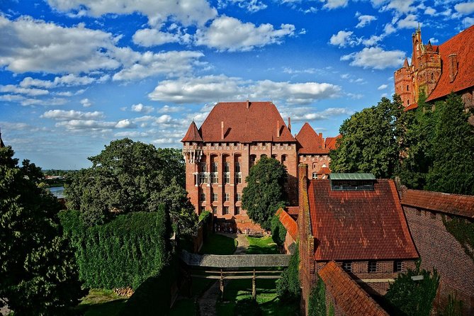 Private Walking Tour of Gdansk + Amber Museum + Malbork Castle - Price and Availability