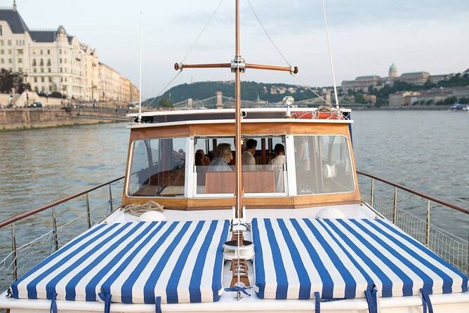 Private Yacht Tour in Budapest - Price Information