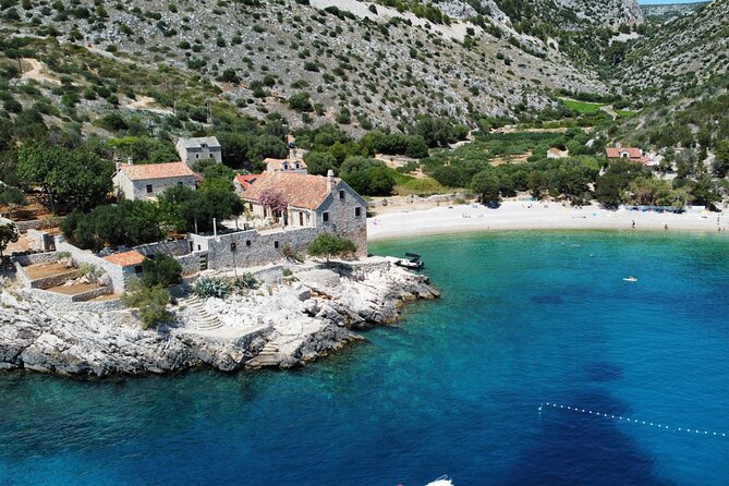 Red Rocks Hvar South and Pakleni Islands Private Speedboat Tour - What To Expect