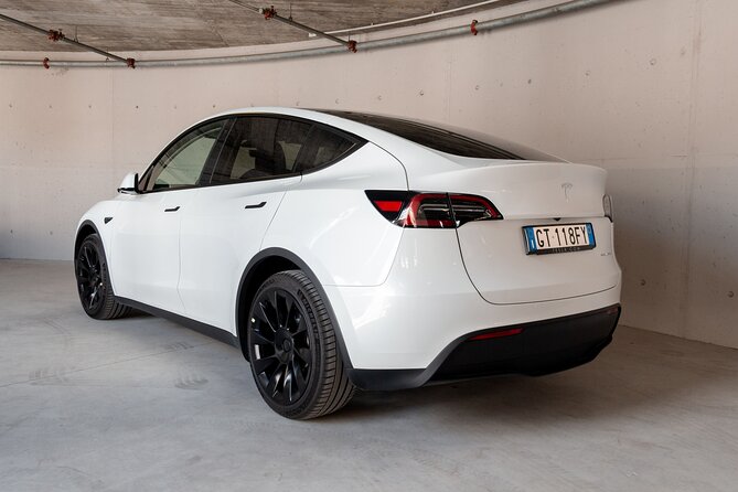 Rent Tesla Model Y LR - Confirmation Process and Guarantees