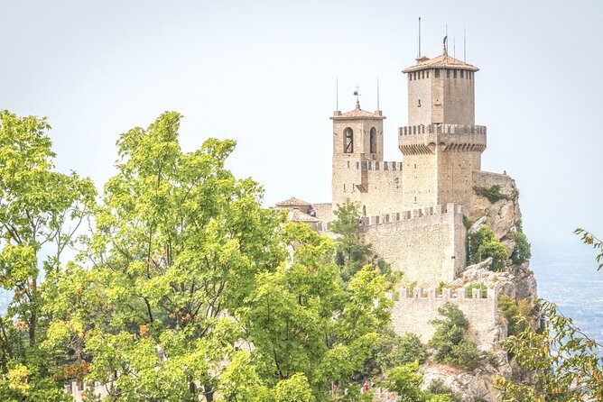 San Marino Scavenger Hunt and Sightseeing Tour - Additional Information