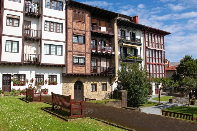 San Sebastian and Hondarribia Private Tour From Bilbao - Logistics and Directions
