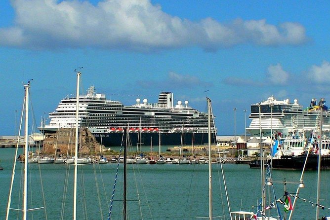 Shared Transfer Civitavecchia Cruise Port to Rome Airport or City Hotel - Pickup Point