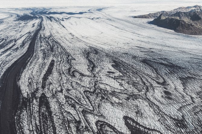 Sightseeing Flight Over Landmannalaugar and the Icelandic Highland - Weather Dependency and Minimum Traveler Requirement