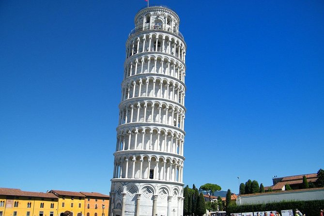 Skip-The-Line Tour of Pisa Leaning Tower & City Highlights With Private Guide - Meeting Point