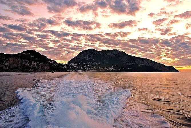 Small Group Capri Sunset Boat Tour With Swimming and Prosecco - Cancellation Policy