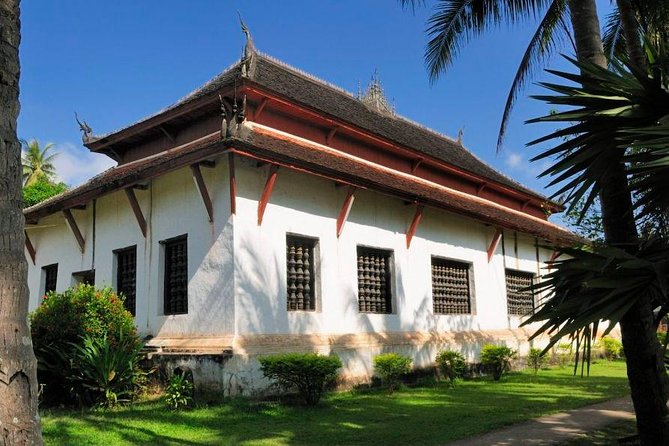 Small Group Half Day Luang Prabang City Tour - Tour Guide Information