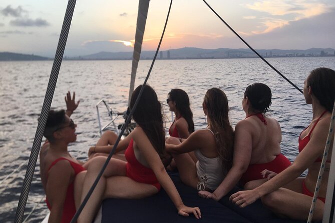 Sunset Boat Trip With Open Bar of Cava (Local Champagne) - Cancellation Policy