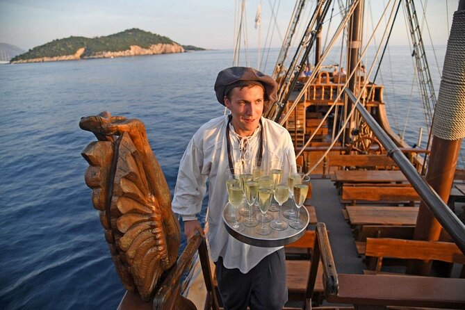 Sunset Panorama Cruise With a Live Show on a Wooden Galleon - Accessibility and Guidelines