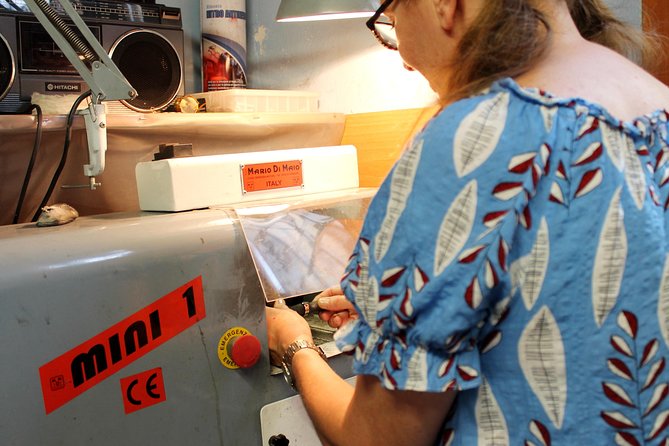 The Fascinating Birth of a Jewel in a Historic Laboratory in Milan - Start Time and Accessibility Information