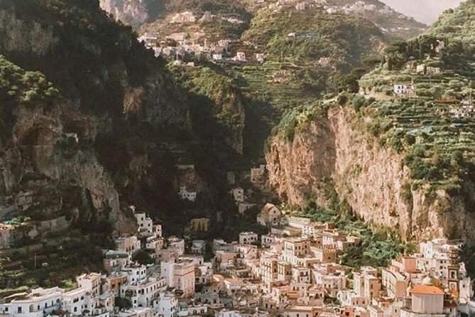 Transfer From Naples to Amalfi With a 2hr Stop at Pompeii (1-8 Pax) - Dress Code and Weather Considerations