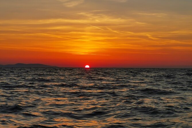 Unlimited Sparkling Wine on a Luxury Sunset and Nighttime Cruise - Directions