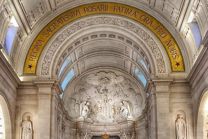 Visit Fátima and Óbidos From Lisbon Full Day - Amenities Included