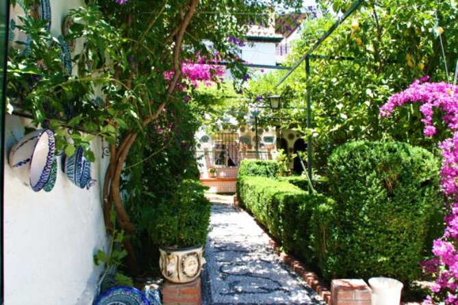 Walking Tour of the Cármenes De Granada - Cancellation Policy